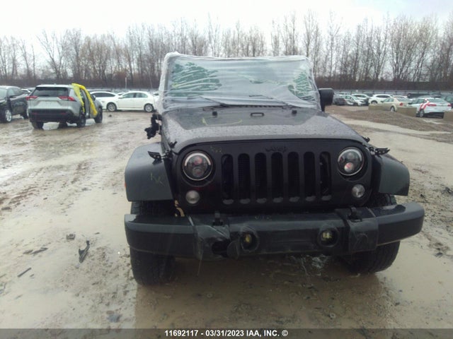 1C4BJWFG4GL267096 Jeep Wrangler Unlimited Rubicon