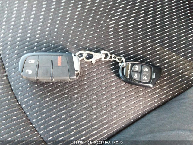 Dodge JOURNEY SE 2015 3C4PDCAB9FT516678 Image 3