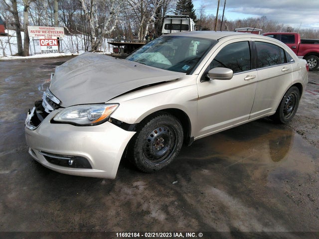 1C3CCBBB4EN101202 Chrysler 200 Touring