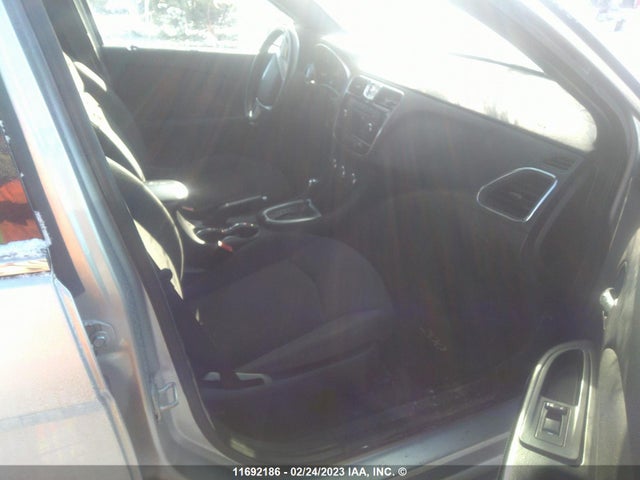1C3BC1FB9BN591292 Chrysler 200 Touring