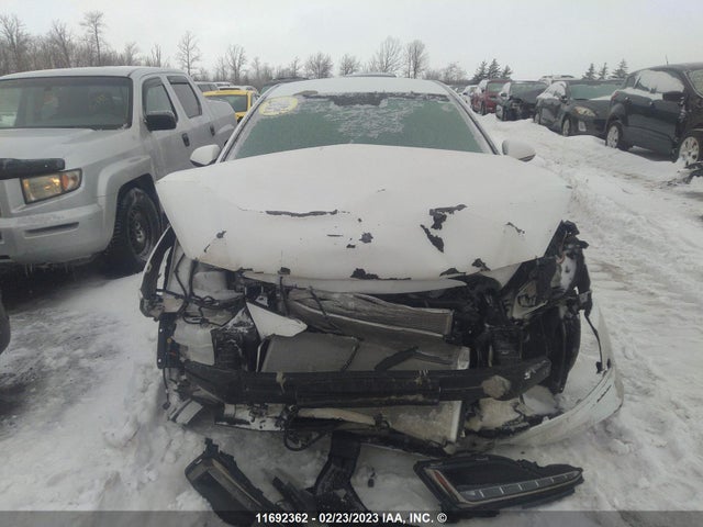 Hyundai SONATA SE 2017 5NPE24AFXHH588952 Image 8
