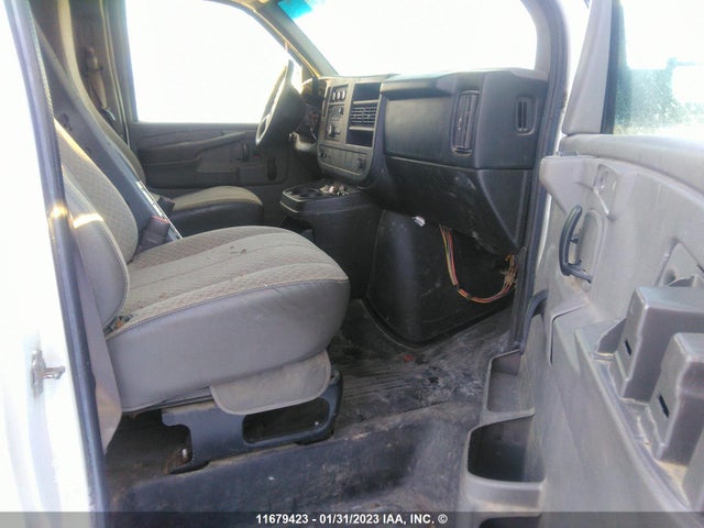 Chevrolet Express G2500 2011 1GCWGGBA6B1136893 Image 7