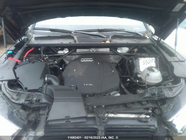 WA1BNAFY9K2070871 Audi Q5 Premium Plus