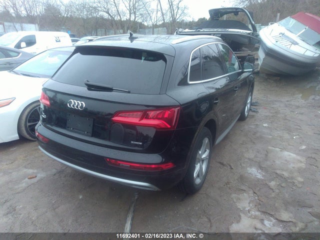 WA1BNAFY9K2070871 Audi Q5 Premium Plus