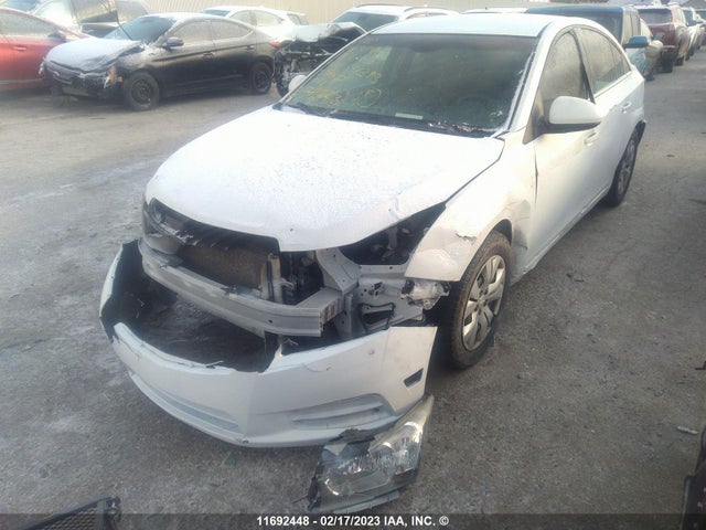 Chevrolet CRUZE LT 2014 1G1PC5SB9E7331393 Image 2
