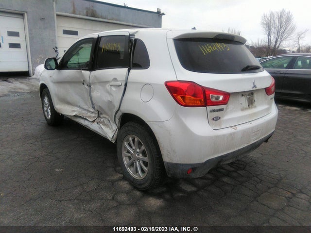 4A4AJ3AU8DE605289 Mitsubishi RVR SE