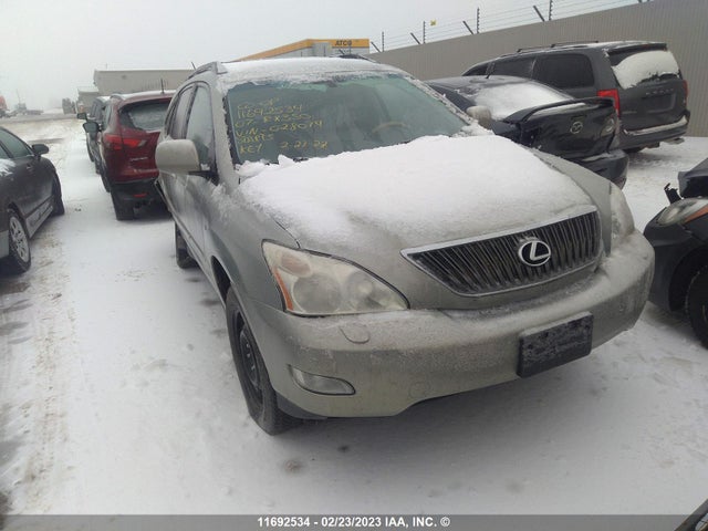 2T2HK31U87C028074 auction archive image