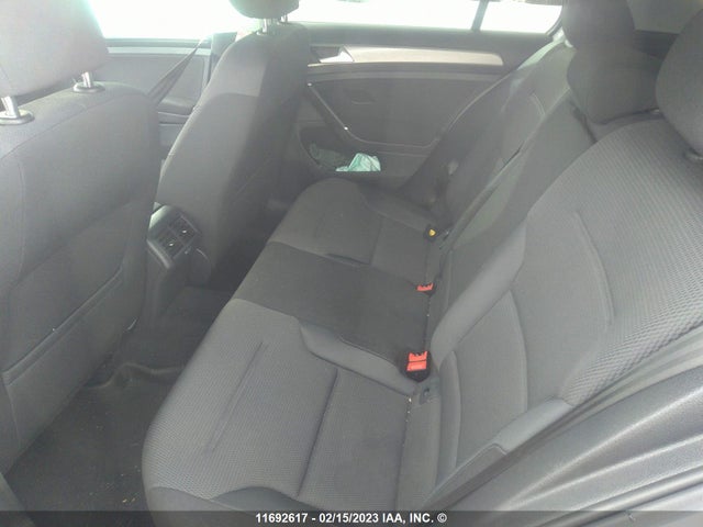 3VW217AU4HM020547 Volkswagen Golf S/wolfsburg/se/sel