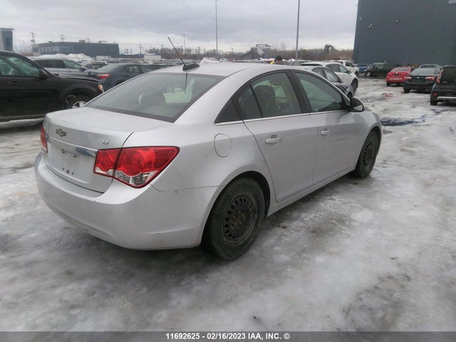 Chevrolet CRUZE LT 2015 1G1PC5SB9F7257877 Image 4