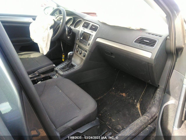3VW217AU0HM000926 Volkswagen Golf S/wolfsburg/se/sel
