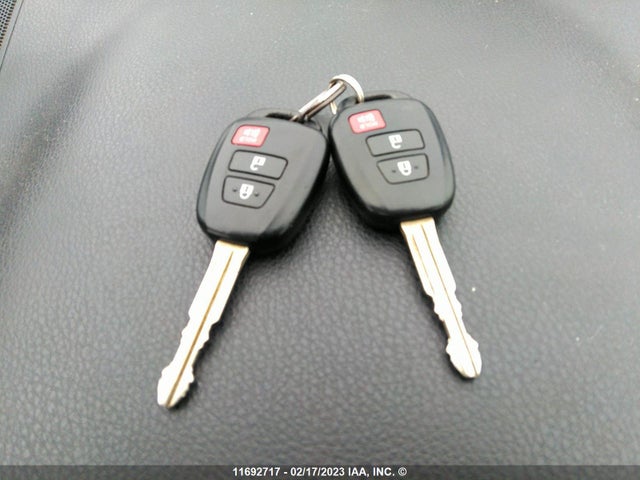 Toyota RAV4 LE 2013 2T3BFREV1DW022123 Image 3