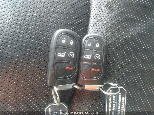 1C4PJLJX9JD559212 Jeep Cherokee Overland