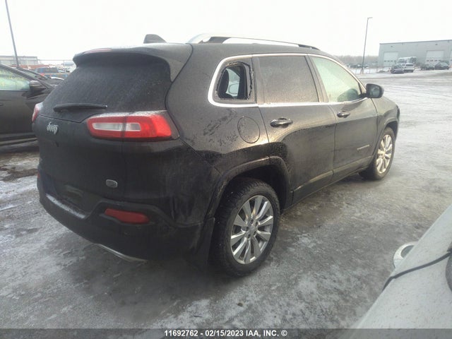 1C4PJLJX9JD559212 Jeep Cherokee Overland