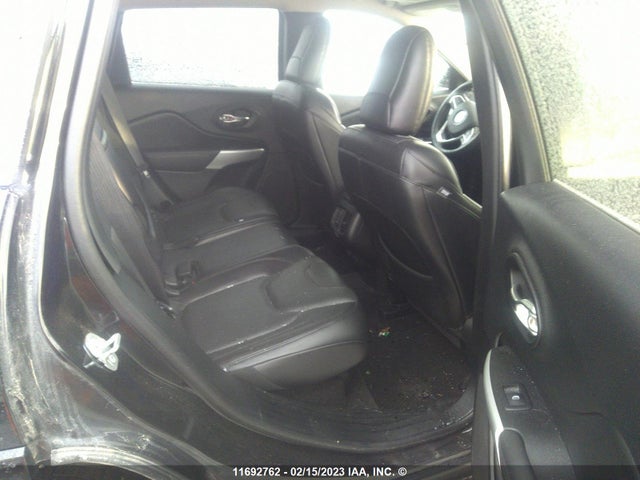 1C4PJLJX9JD559212 Jeep Cherokee Overland