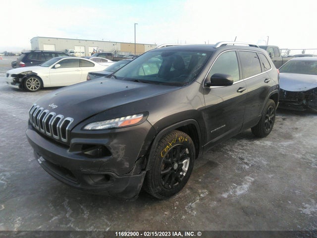 1C4PJMCS7FW588131 Jeep Cherokee Latitude