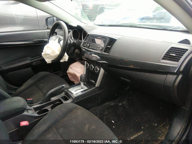 JA32U2FU8GU601175 Mitsubishi LANCER ES