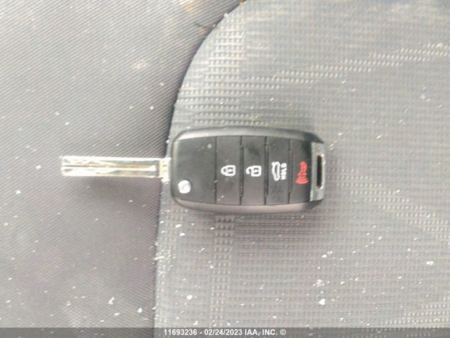 KIA RIO LX 2015 KNADM5A36F6975634 Image 3