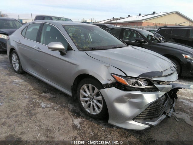 Toyota CAMRY LE 2020 4T1E11AK8LU903918 zdjęcie główne
