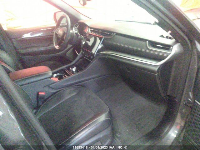 1C4RJKAG0M8156462 Jeep Grand Cherokee L Laredo