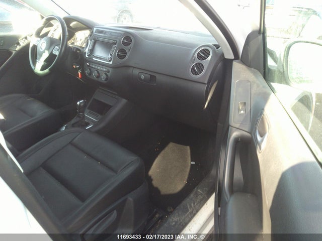 WVGJV3AX7EW540027 Volkswagen Tiguan S/se/sel/r-line