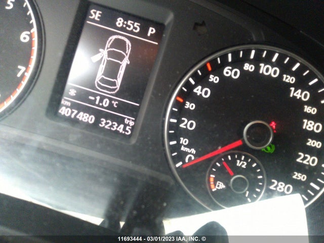 1VWAH7A35DC007607 Volkswagen PASSAT S