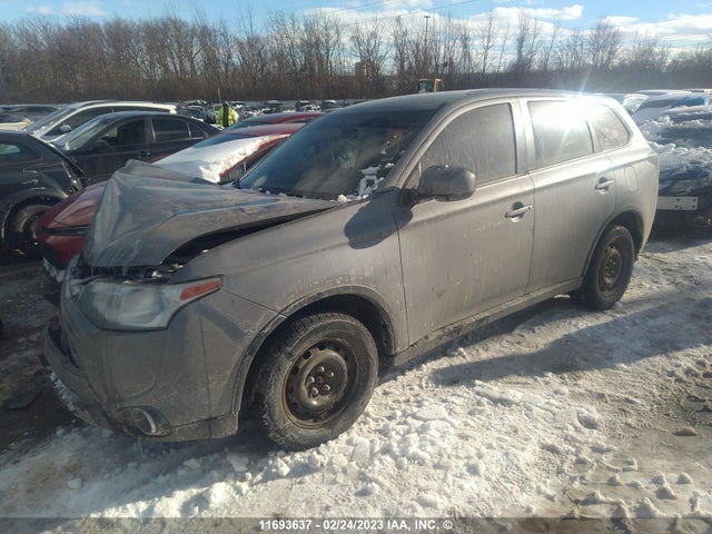 JA4AD2A34FZ601469 Mitsubishi Outlander Es
