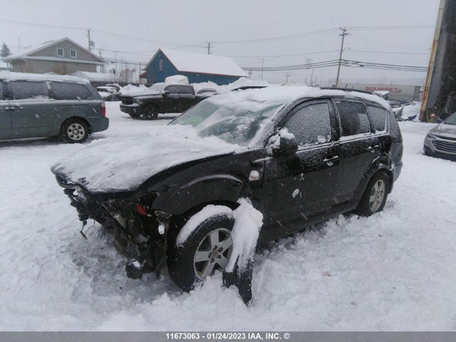 JA4AT2AW1AZ604125 Mitsubishi Outlander Es