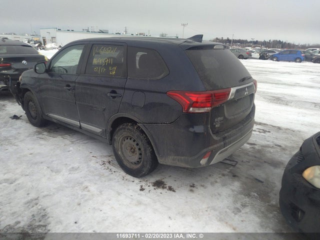 JA4AZ2A38KZ610221 Mitsubishi Outlander Es