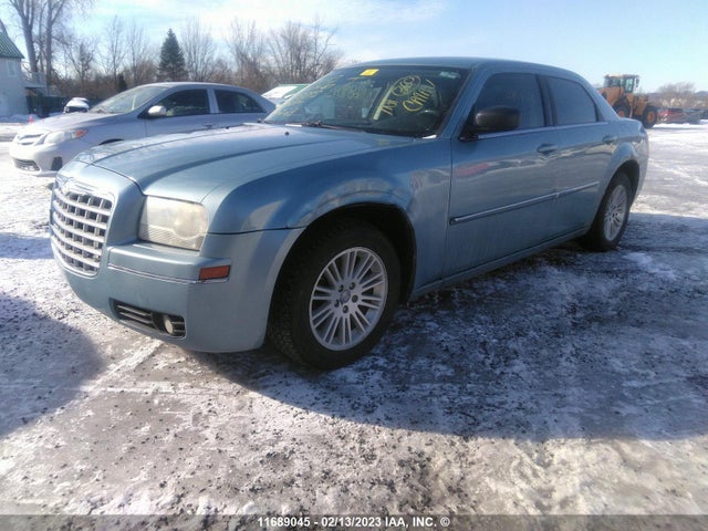 2C3KA53VX9H612245 Chrysler 300 Touring