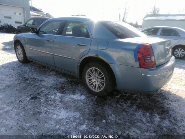 2C3KA53VX9H612245 Chrysler 300 Touring