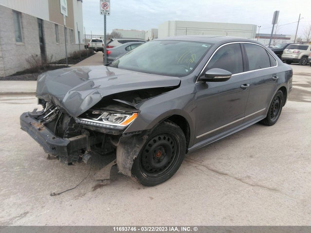 Volkswagen PASSAT 2016 1VWBS7A38GC059548 Image 2