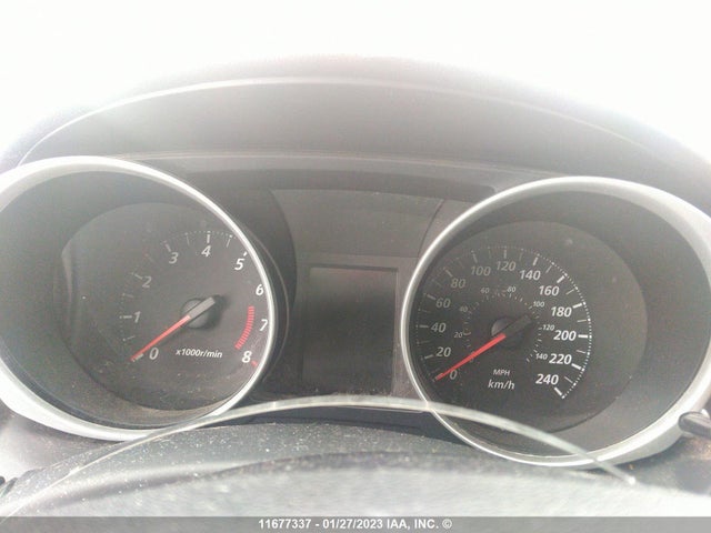 JA4AH3AU2BZ607199 Mitsubishi RVR SE