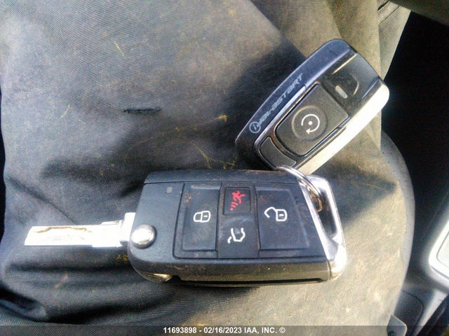 3VW217AU5HM030522 Volkswagen Golf S/wolfsburg/se/sel