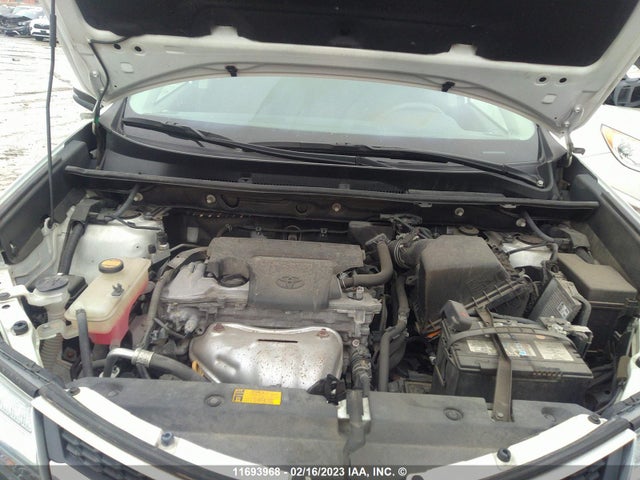 Toyota RAV4 LE 2015 2T3ZFREV4FW156223 Image 10
