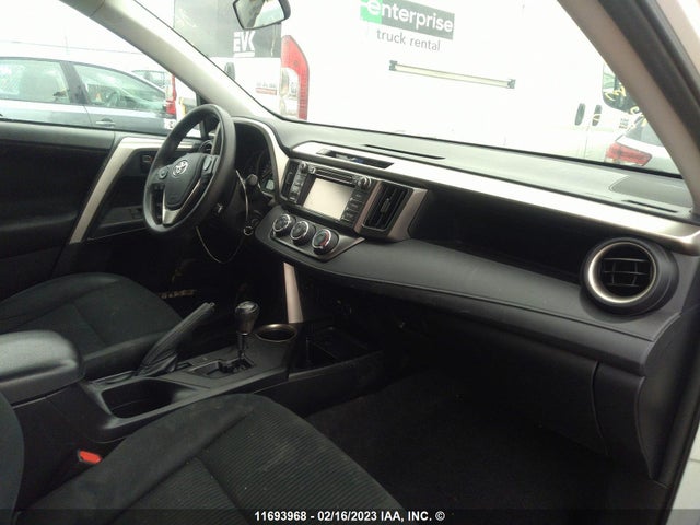 Toyota RAV4 LE 2015 2T3ZFREV4FW156223 Image 5
