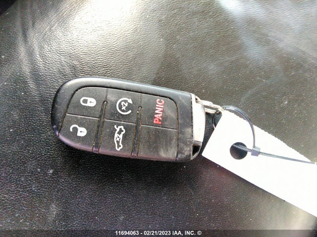 2C3CCARG6JH235028 Chrysler 300 Touring