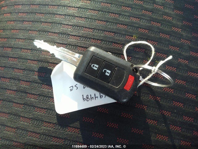 JA4AJ3AU1KU600374 Mitsubishi RVR SE