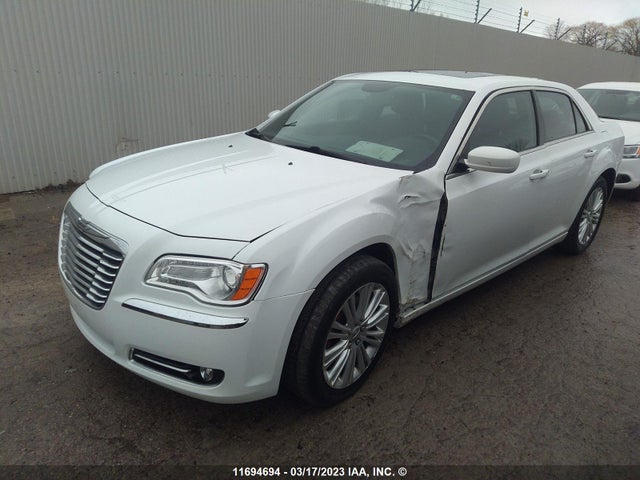 2C3CCARG3EH305963 Chrysler 300