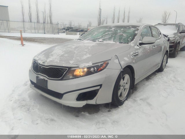 KIA Optima Lx 2015 KNAGM4A70F5617607 Image 2