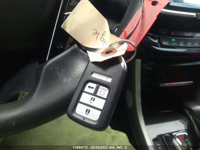 Honda ACCORD EXL 2016 1HGCR2F84GA804335 Image 11