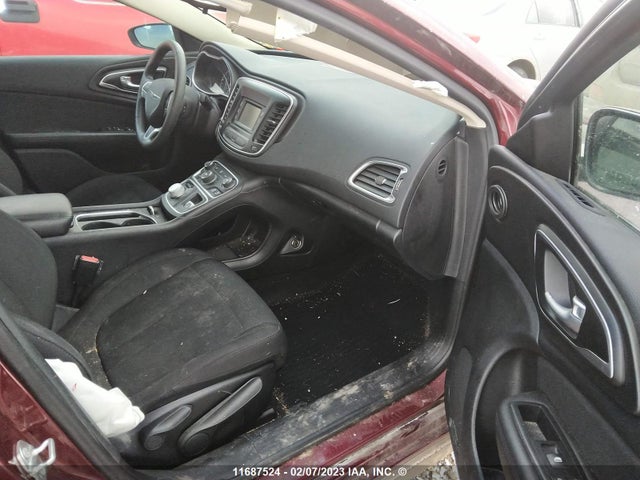 1C3CCCFB7GN182344 Chrysler 200 LX