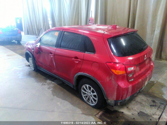 JA4AJ3AU1HZ608504 Mitsubishi RVR SE