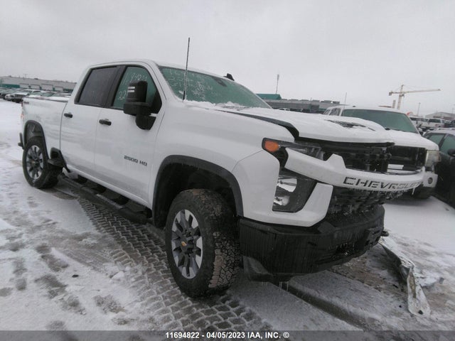 Chevrolet Silverado K2500 Custom 2022 2GC1YMEYXN1201144 main image