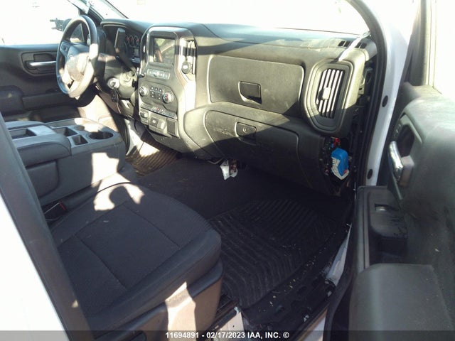 Chevrolet Silverado K1500 Custom 2019 1GCUYBEF3KZ324755 Image 5