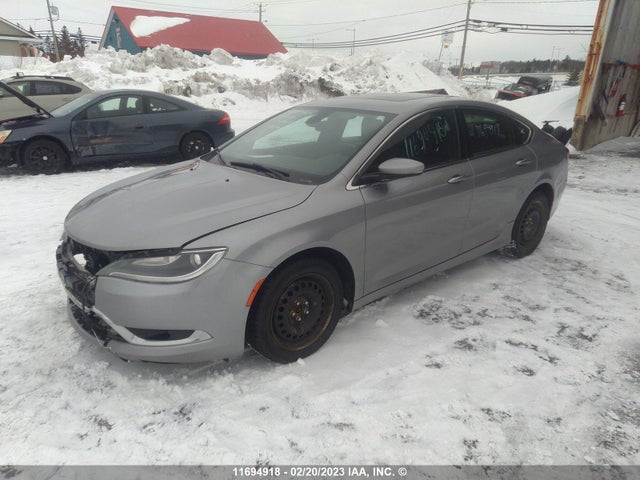 Chrysler 200 C 2015 1C3CCCCG3FN515895 Image 2