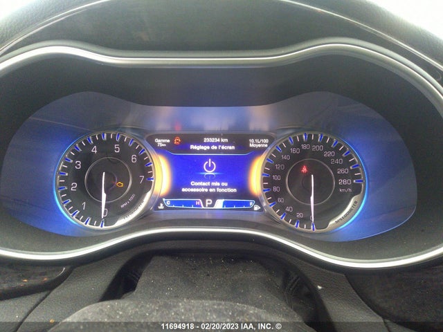 Chrysler 200 C 2015 1C3CCCCG3FN515895 Image 7