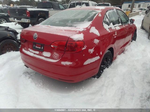 3VW1K7AJ0EM423547 Volkswagen JETTA S