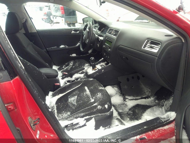 3VW1K7AJ0EM423547 Volkswagen JETTA S