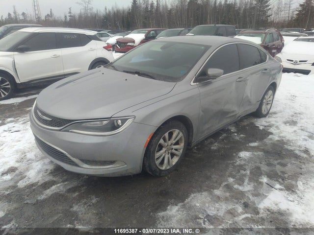 Chrysler 200 Limited 2015 1C3CCCAB7FN646013 Image 2