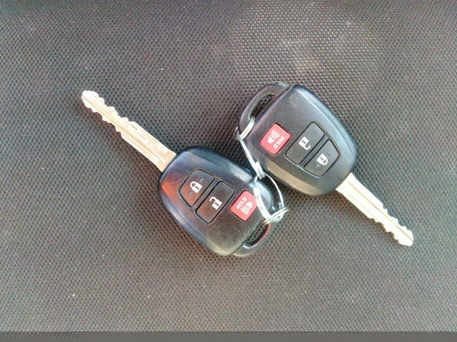 Toyota PRIUS C 2019 JTDKDTB32K1631173 Image 11